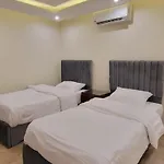 Luxury Apartments, Mohandiseen 502