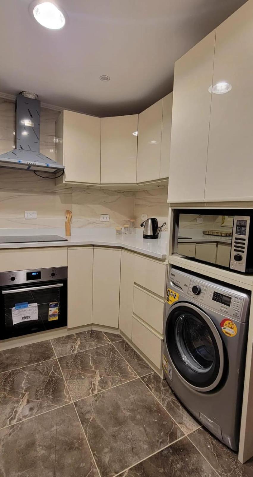 Apartment Luxury Apartments, Mohandiseen 502